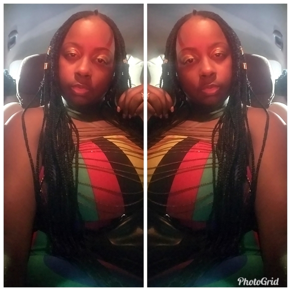 Meet your Posher, Sylena - Picture 1 of 1